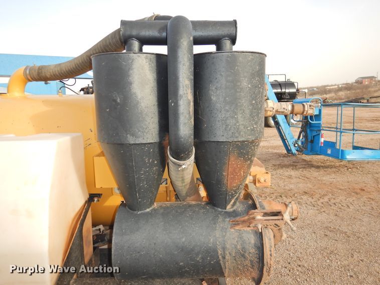 image for item DG1527 2013 Vermeer V500LEHD  vacuum excavator