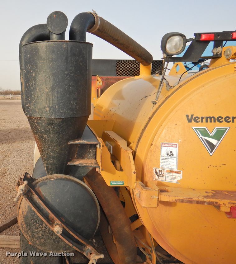 image for item DG1527 2013 Vermeer V500LEHD  vacuum excavator