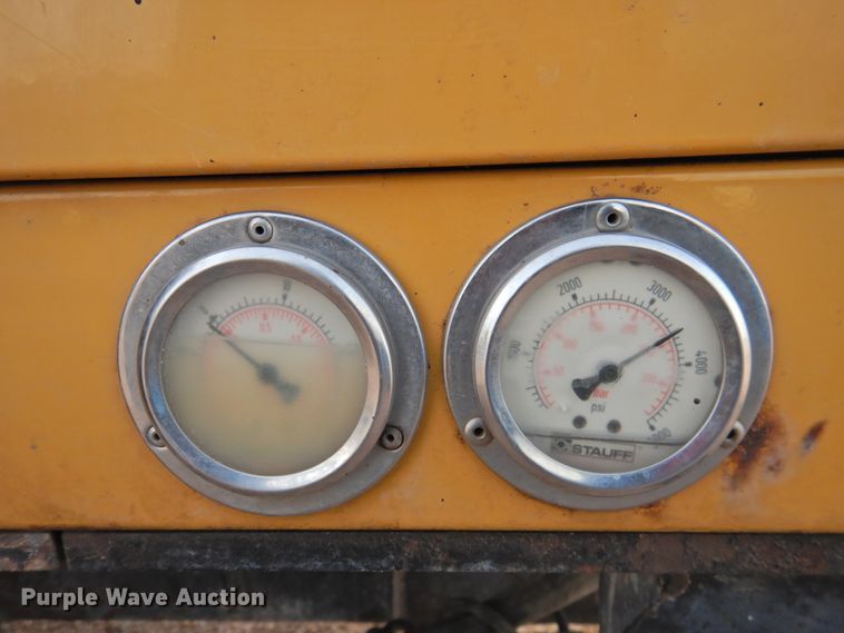 image for item DG1527 2013 Vermeer V500LEHD  vacuum excavator