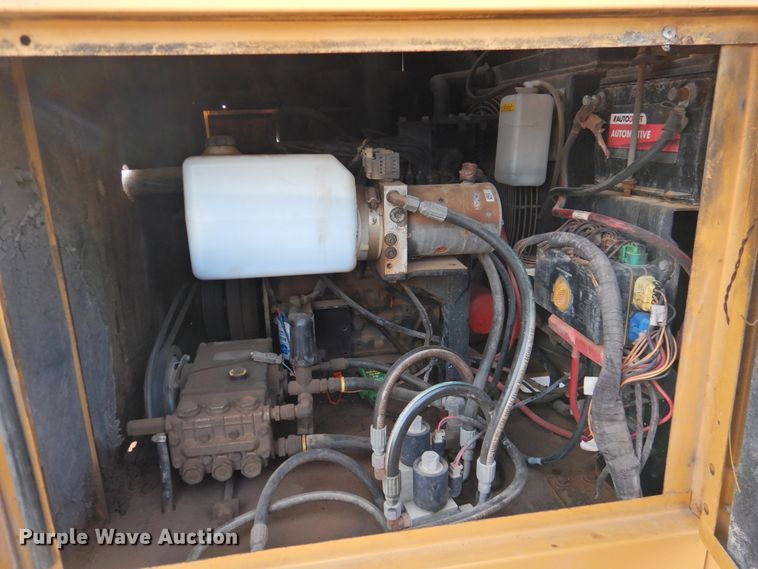 image for item DG1527 2013 Vermeer V500LEHD  vacuum excavator