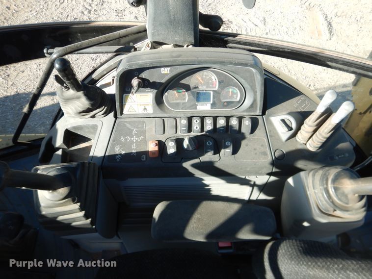 image for item DG1528 2015 Caterpillar 420F IT  backhoe