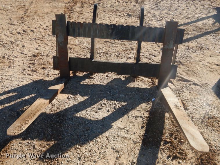 image for item DG1528 2015 Caterpillar 420F IT  backhoe