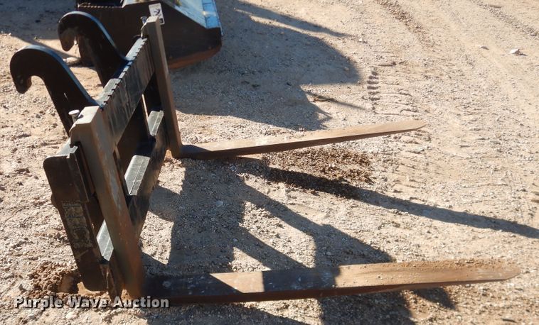 image for item DG1528 2015 Caterpillar 420F IT  backhoe