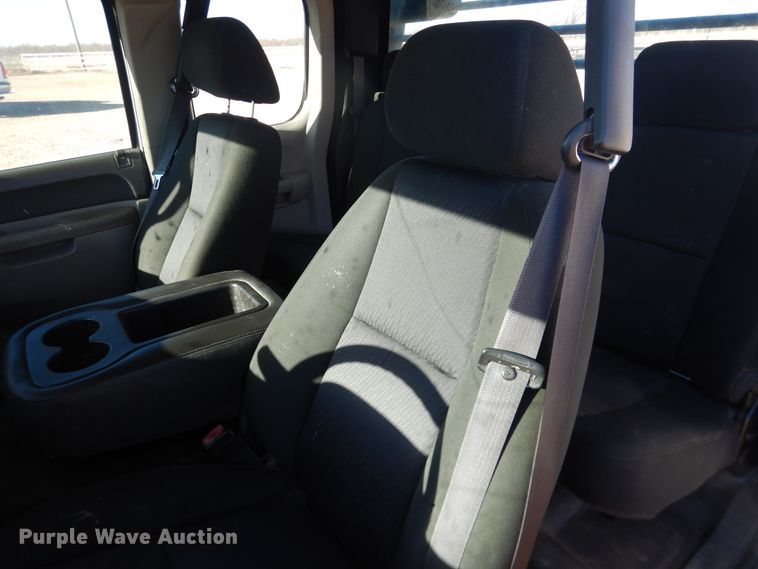 image for item DG1532 2012 Chevrolet Silverado 1500  Ext. Cab flatbed pickup truck