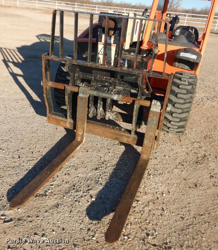 image for item DG1536 2017 JLG G5-18A  telehandler