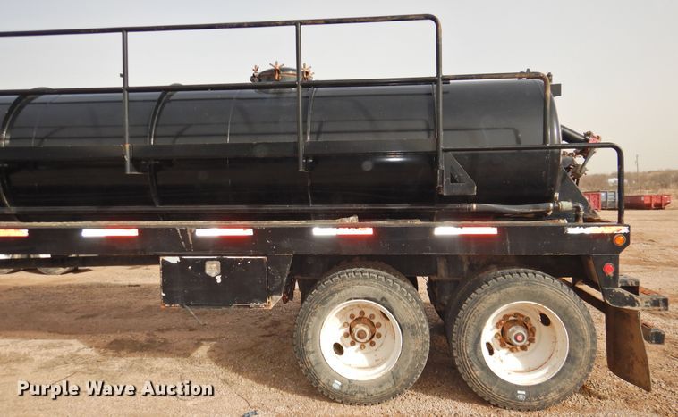 image for item DG1537 2014 Troxell vacuum trailer