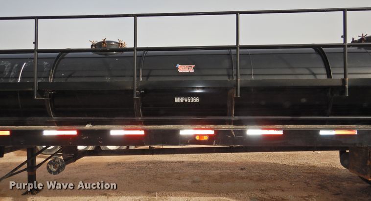 image for item DG1537 2014 Troxell vacuum trailer