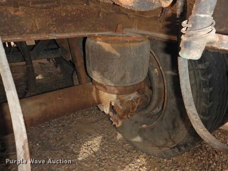 image for item DG1537 2014 Troxell vacuum trailer