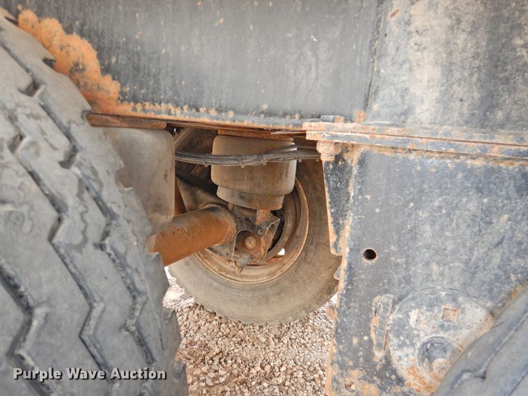 image for item DG1537 2014 Troxell vacuum trailer