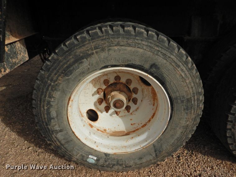 image for item DG1537 2014 Troxell vacuum trailer