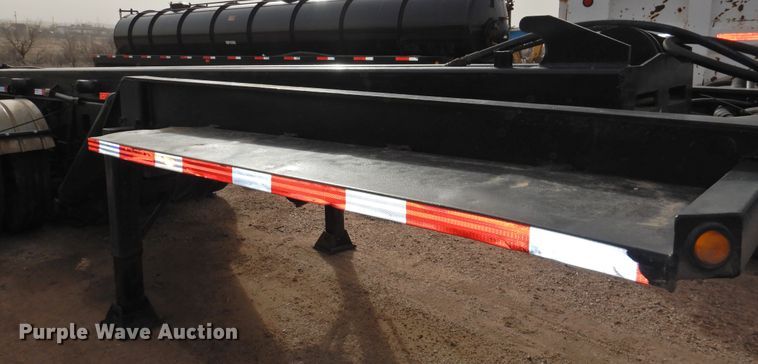 image for item DG1538 2013 Dragon roll-off container trailer