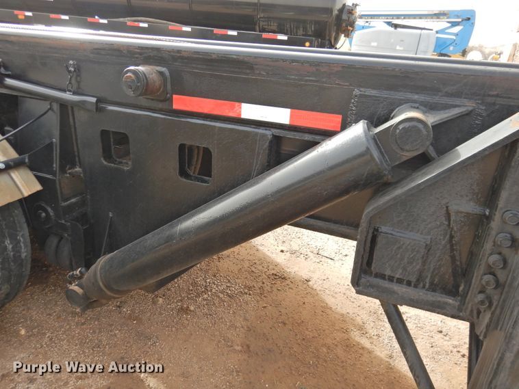 image for item DG1538 2013 Dragon roll-off container trailer