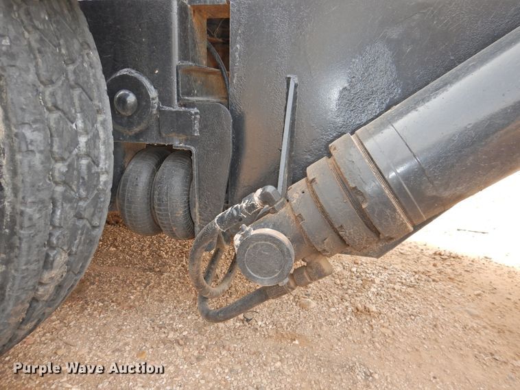 image for item DG1538 2013 Dragon roll-off container trailer