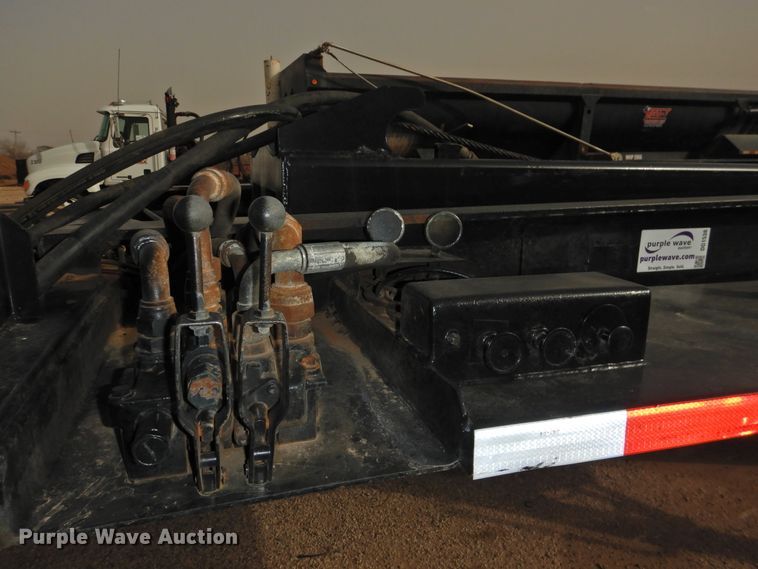 image for item DG1538 2013 Dragon roll-off container trailer