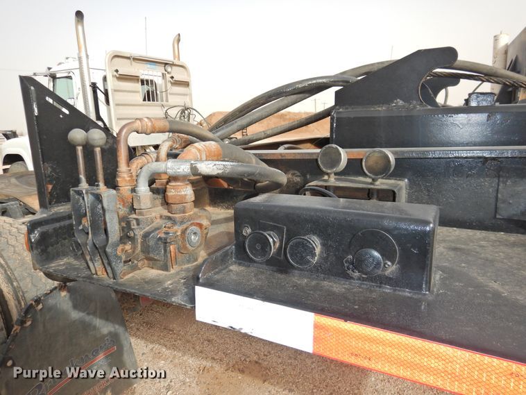 image for item DG1538 2013 Dragon roll-off container trailer