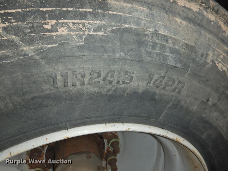 image for item DG1538 2013 Dragon roll-off container trailer