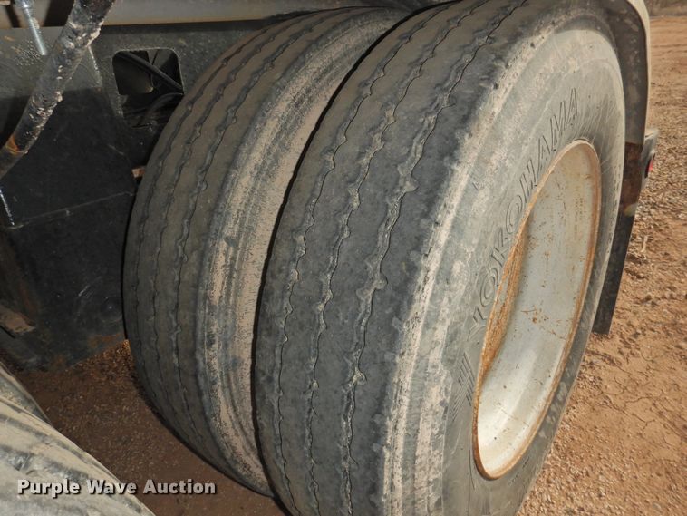 image for item DG1538 2013 Dragon roll-off container trailer