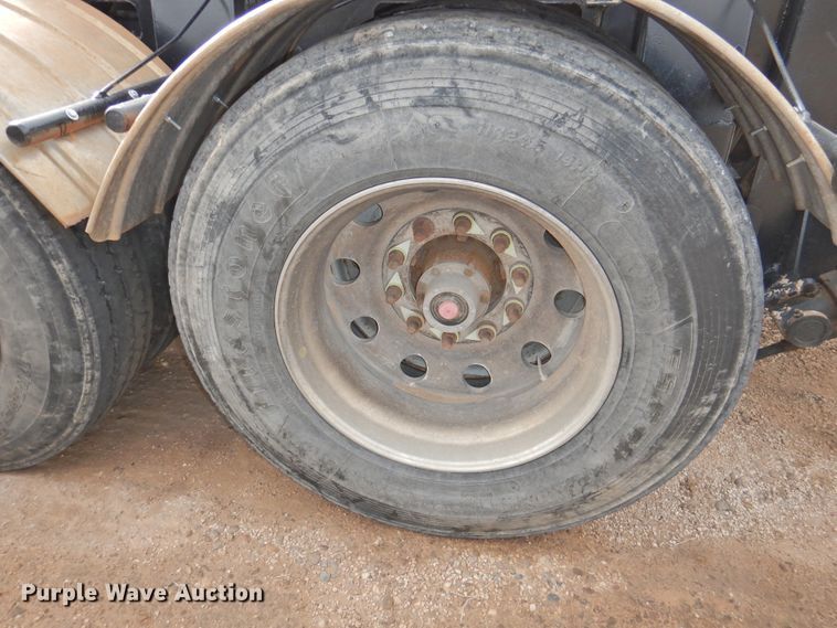 image for item DG1538 2013 Dragon roll-off container trailer