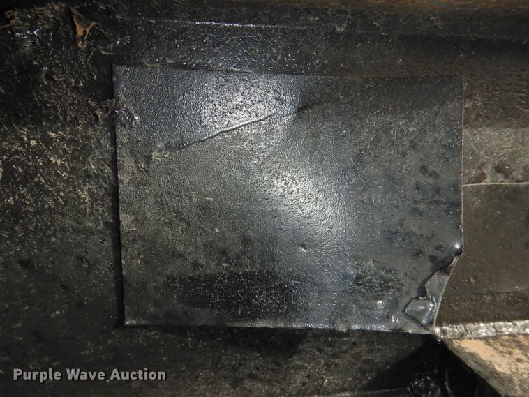 image for item DG1538 2013 Dragon roll-off container trailer