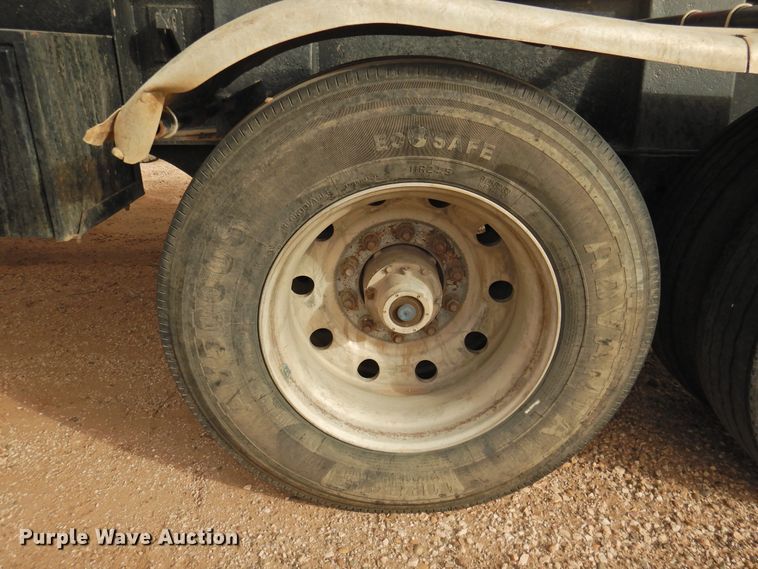 image for item DG1539 2000 Clement D6ROT4829 roll-off container trailer