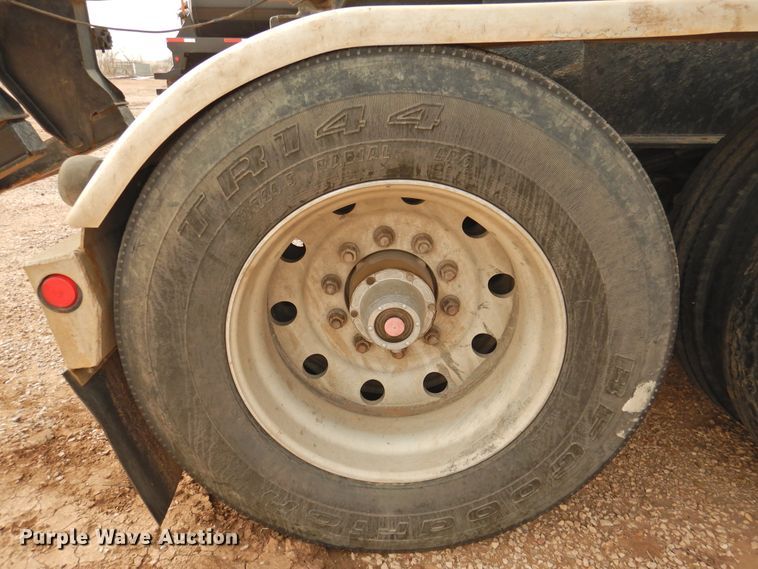 image for item DG1539 2000 Clement D6ROT4829 roll-off container trailer