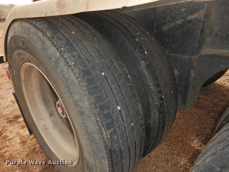 image for item DG1539 2000 Clement D6ROT4829 roll-off container trailer