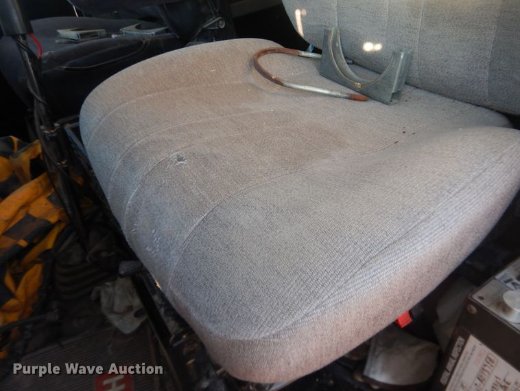 image for item DG1541 2000 Kenworth W900  semi truck