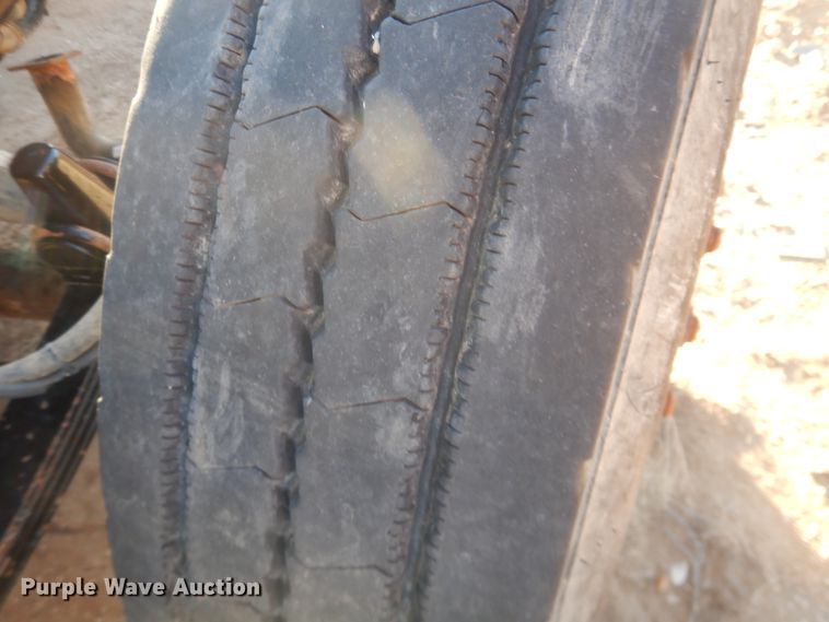 image for item DG1541 2000 Kenworth W900  semi truck