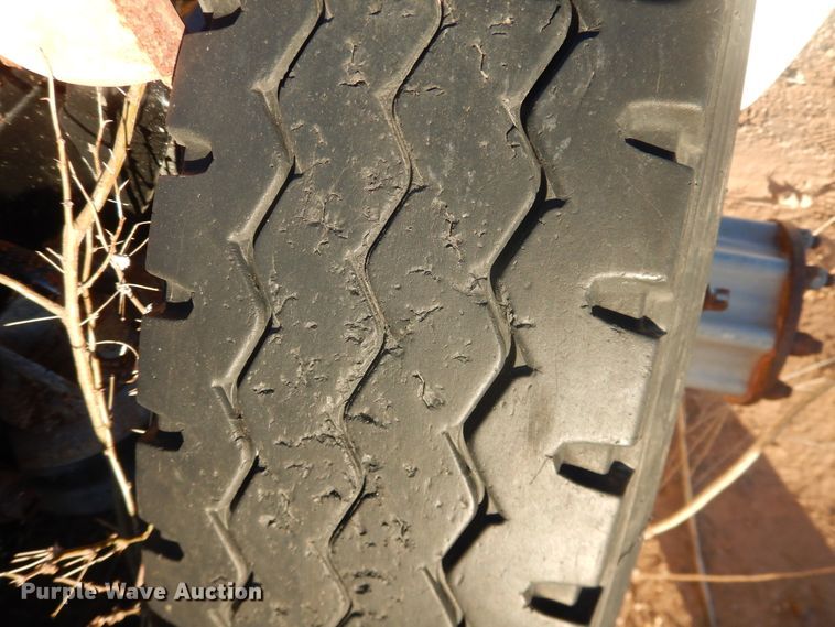 image for item DG1541 2000 Kenworth W900  semi truck