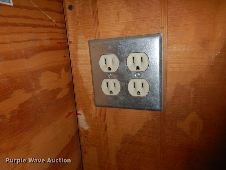 image for item DG1565 1999 J&L Cargo Express enclosed cargo trailer