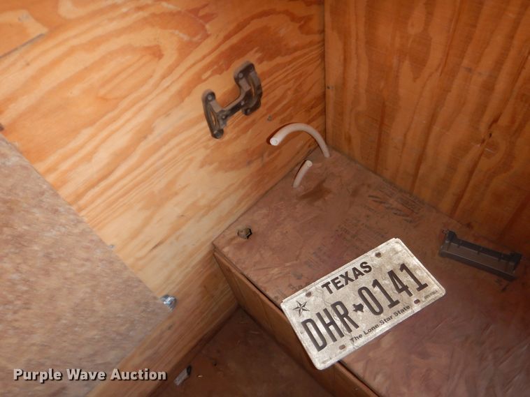 image for item DG1565 1999 J&L Cargo Express enclosed cargo trailer