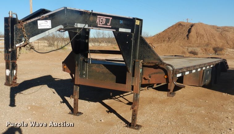 image for item DG1566 2006 Big-Tex 22GN equipment trailer