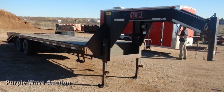 image for item DG1566 2006 Big-Tex 22GN equipment trailer