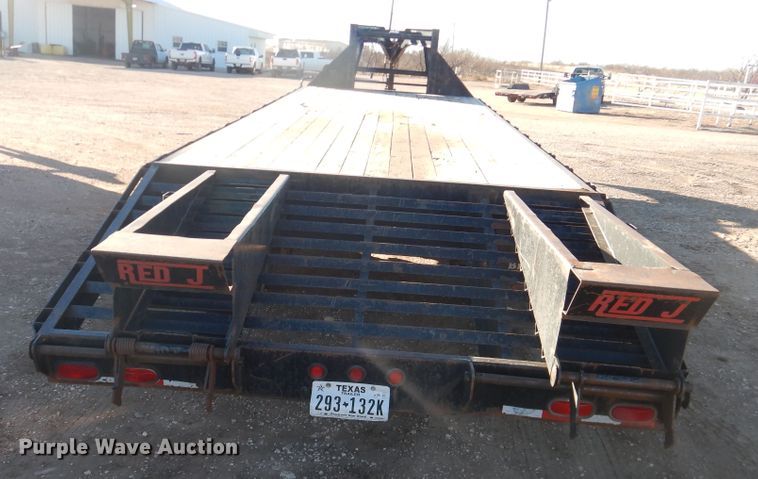 image for item DG1566 2006 Big-Tex 22GN equipment trailer