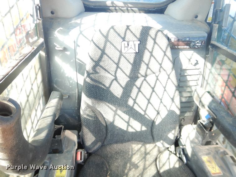 image for item DG1570 2016 Caterpillar 279D  tracked skid steer loader