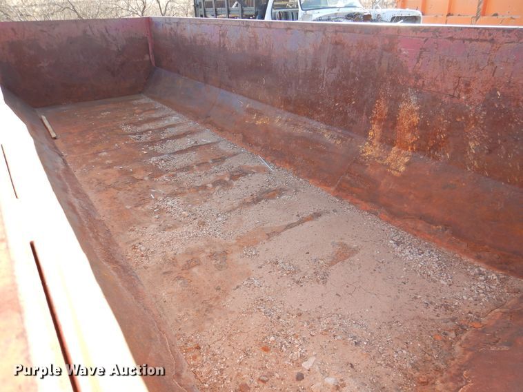 image for item DG1571 Roll-off container