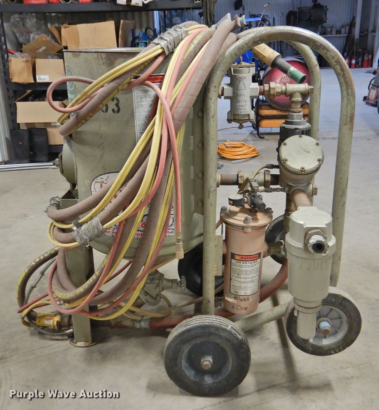 image for item HN9022 2013 Clemco 2020 sand blaster