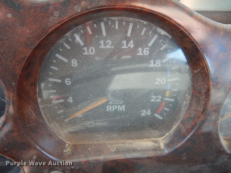 image for item HN9042 2007 Mack CHN  semi truck with vacuum pump