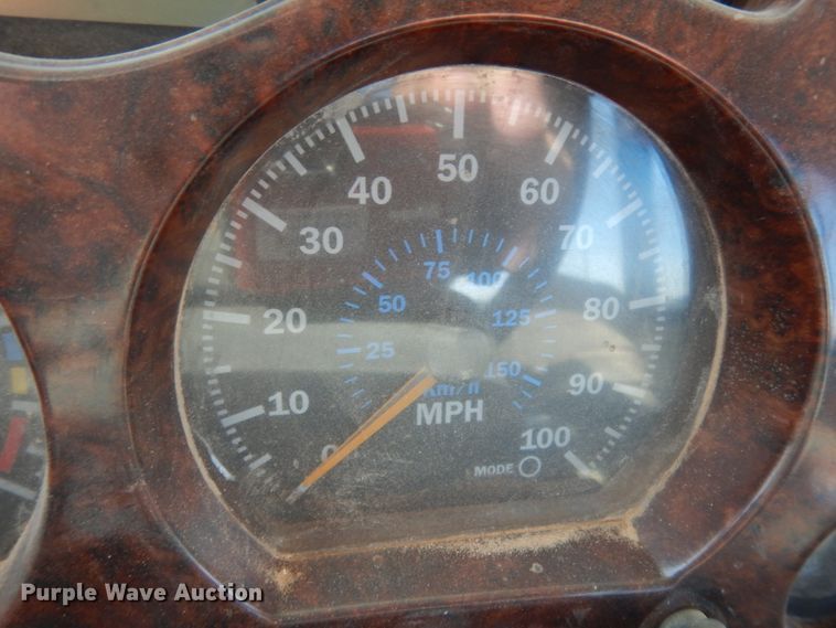 image for item HN9042 2007 Mack CHN  semi truck with vacuum pump