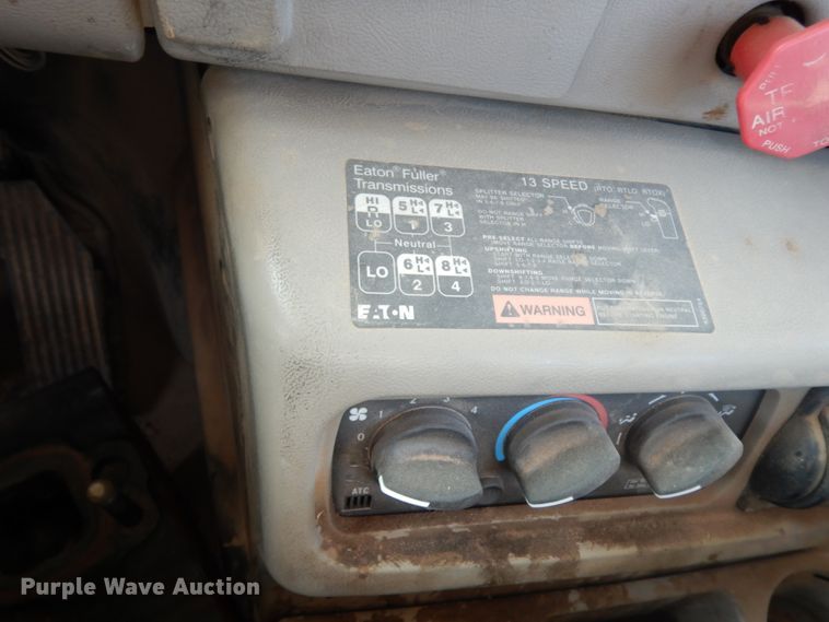 image for item HN9042 2007 Mack CHN  semi truck with vacuum pump