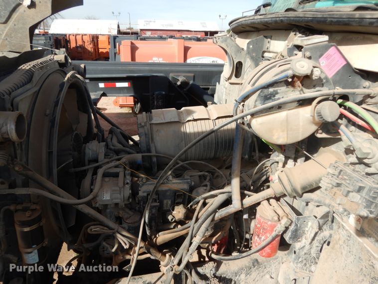 image for item HN9042 2007 Mack CHN  semi truck with vacuum pump