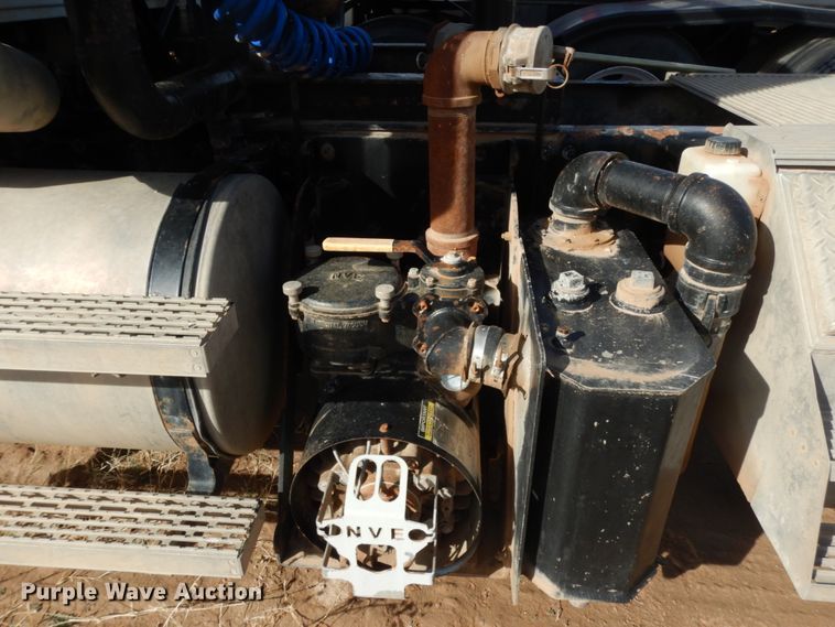 image for item HN9042 2007 Mack CHN  semi truck with vacuum pump