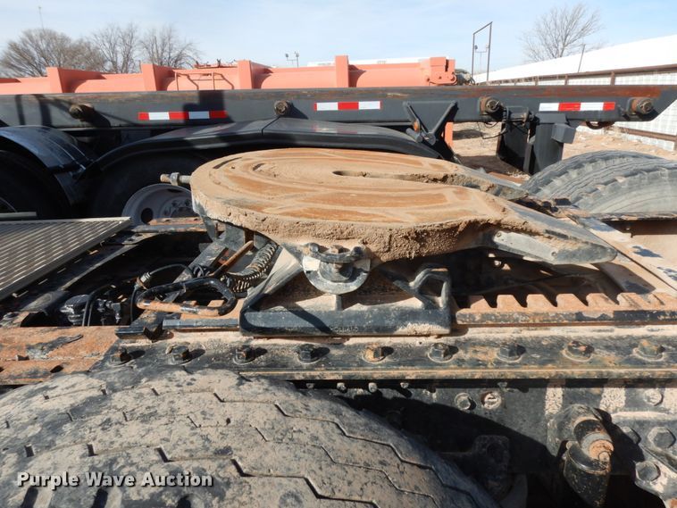 image for item HN9042 2007 Mack CHN  semi truck with vacuum pump