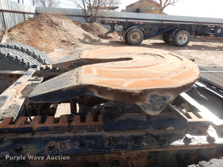 image for item HN9042 2007 Mack CHN  semi truck with vacuum pump