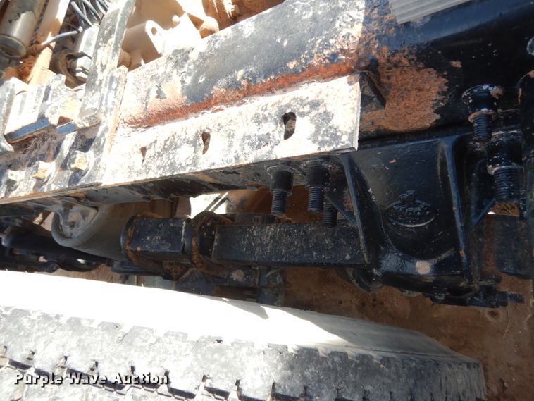 image for item HN9042 2007 Mack CHN  semi truck with vacuum pump