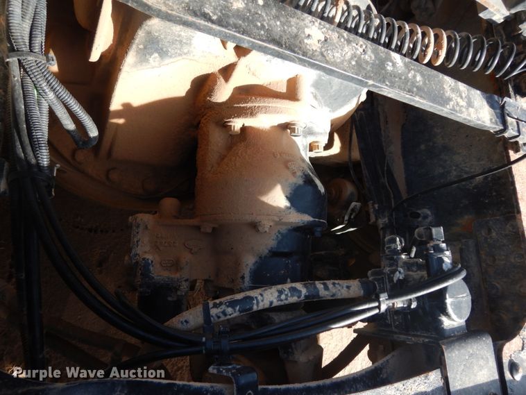 image for item HN9042 2007 Mack CHN  semi truck with vacuum pump