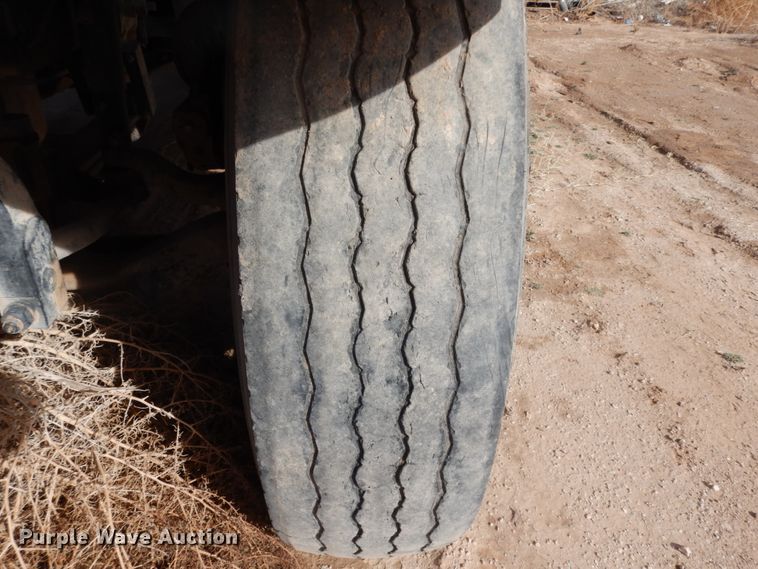 image for item HN9042 2007 Mack CHN  semi truck with vacuum pump