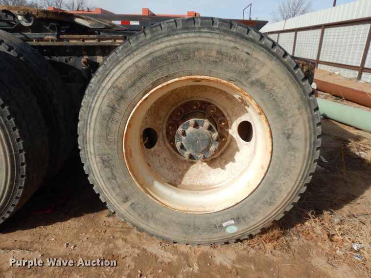 image for item HN9042 2007 Mack CHN  semi truck with vacuum pump