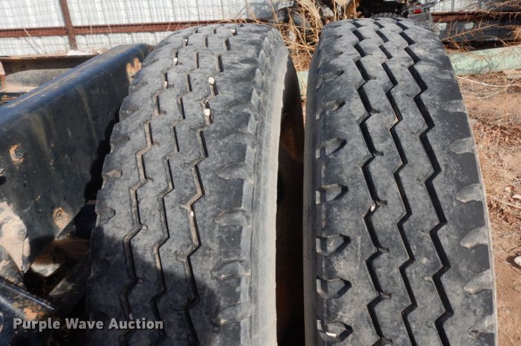 image for item HN9042 2007 Mack CHN  semi truck with vacuum pump