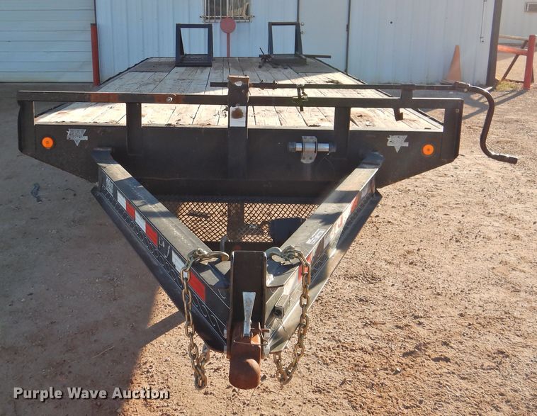 image for item HN9057 2009 PJ equipment trailer